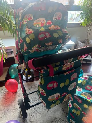 Carrito de bebé Cosatto 3 en 1.