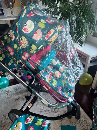 Carrito de bebé Cosatto 3 en 1.