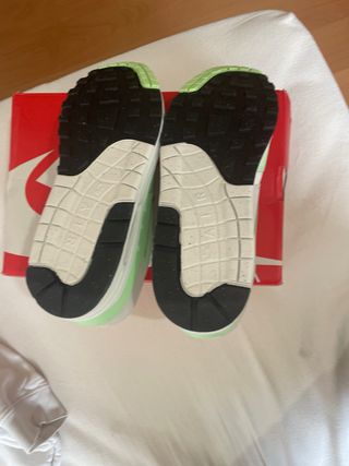 Zapatillas Nike Air Max Blancas y Verdes