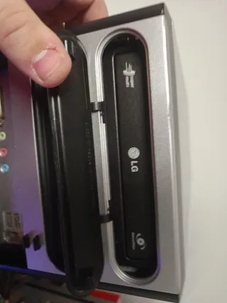 PC anni 2000 ROTTO + Lotto RAM DDR NON TESTATA