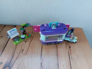 Lego Friends Puesto de Arte Emma