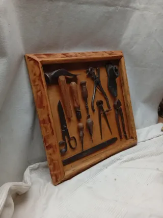 Antiguas herramientas de zapatero