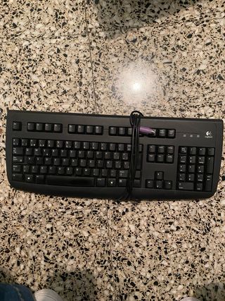Teclado Logitech Negro