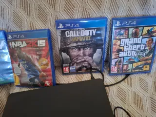 Consola PS4 Slim + 4 Juegos + 2 Mandos