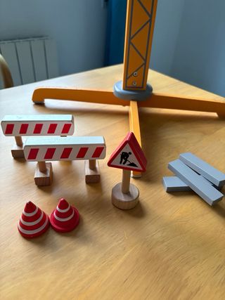 Grúa de madera Hape