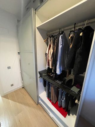 Guardaroba PAX Ikea con ante scorrevoli