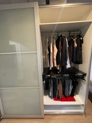 Guardaroba PAX Ikea con ante scorrevoli