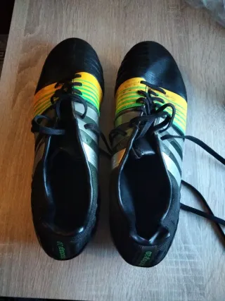 Botas de fútbol Adidas Negras Talla 45