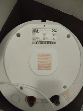 Calentador de agua eléctrico New Pol 50L