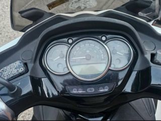 Moto  3 ruedas Piaggio MP3 300 yourban LT