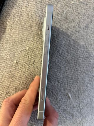 iPhone 15 128GB Blanco/Azul Plateado