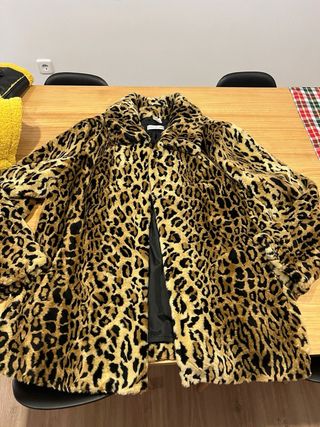 Abrigo estampado leopardo Couture Line