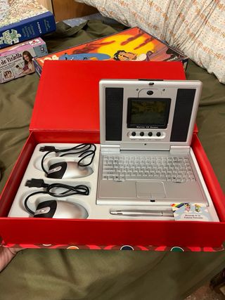 Lote Ordenador con Juegos y Accesorios