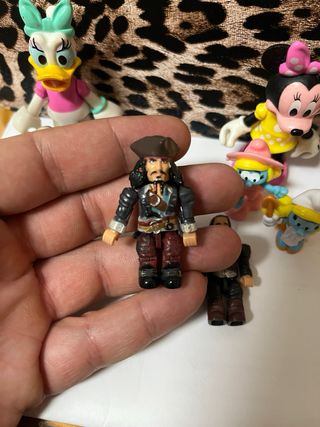 lote Figuras PVC Pitufos, Piratas y Disney