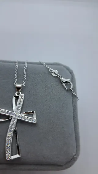 Collar Cruz Circonitas Blancas Plata 925