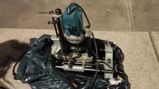 Maquinaria de carpintería y vehiculo