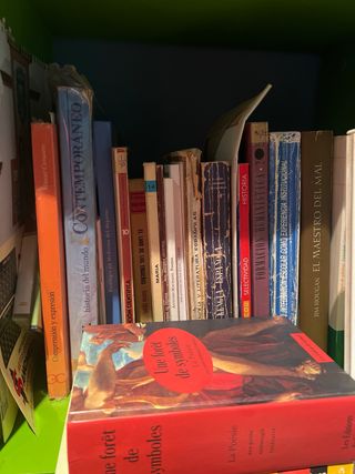 Vendo libros de diferentes autores, géneros, obras