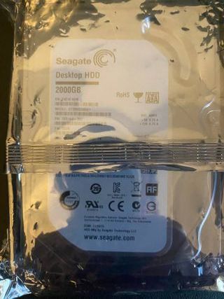 Disco Duro Seagate Desktop HDD 2TB Nuevo