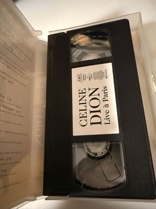 Celine Dion Live a Paris VHS