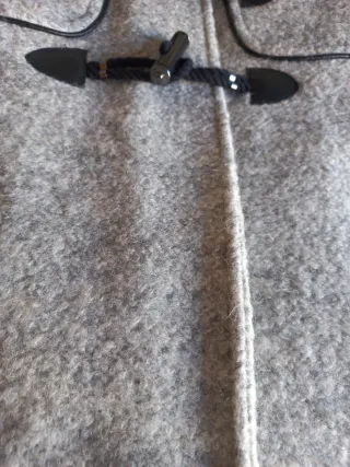 Chaquetón gris mujer con capucha