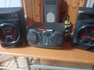 Minicadena LG Negra  Bluetooth