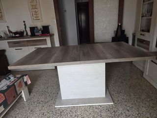 Mesa comedor y centro a juego madera