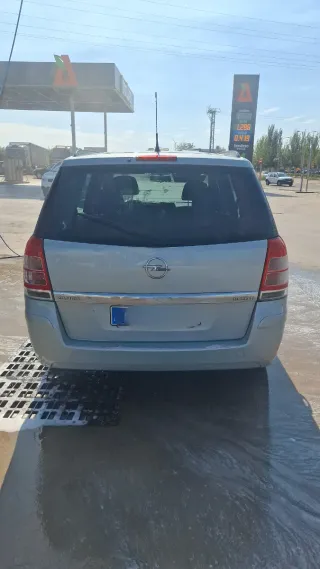 Opel Zafira 2009