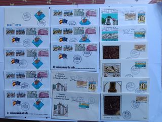 1978. SOBRES DE PRIMER DIA CON SELLOS ESPAÑA.