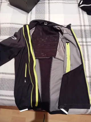 Cortavientos running Kalenji