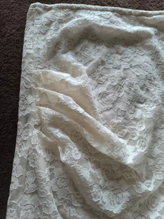 Falda encaje corte sirena blanca
