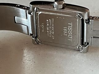 Reloj Tissot Rectangular Mujer Acero Inoxidable