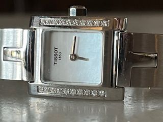 Reloj Tissot Rectangular Mujer Acero Inoxidable