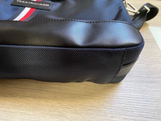 Maletín Tommy Hilfiger portátil