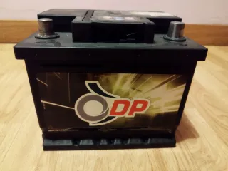 Batería Coche 44Ah DCHA