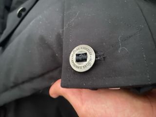 Giacca Moose Knuckles nera con cappuccio