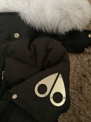 Giacca Moose Knuckles nera con cappuccio