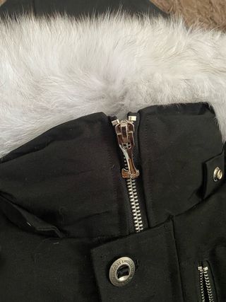 Giacca Moose Knuckles nera con cappuccio