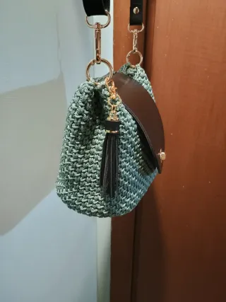 Borsa a tracolla verde e nera