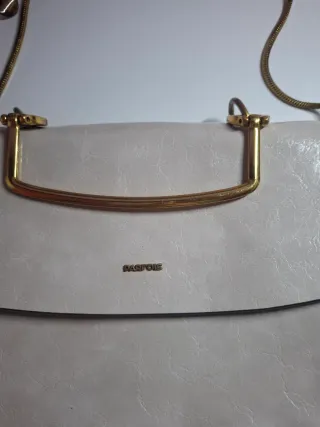 Bolso de hombro Parfois beige y dorado