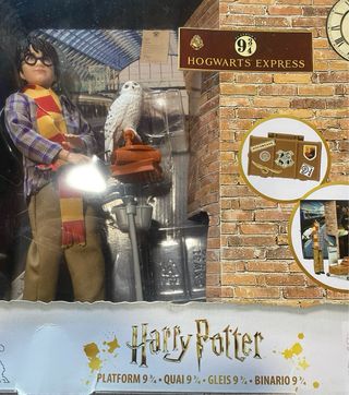 Harry Potter en la Plataforma 9 3/4 Muñeco