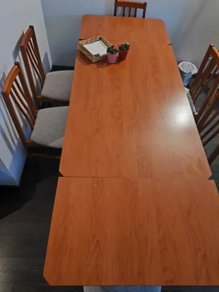 Mesa comedor extensible + 6 sillas