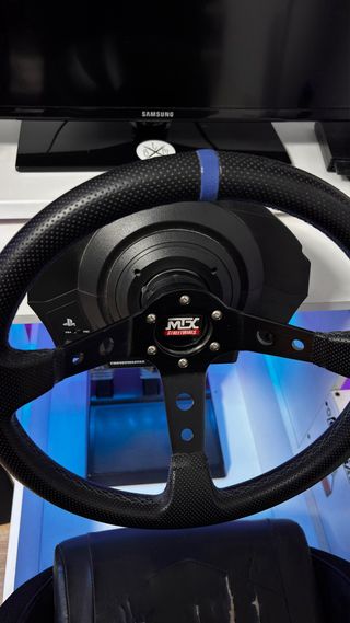 Volante Thrustmaster T300 in vendita