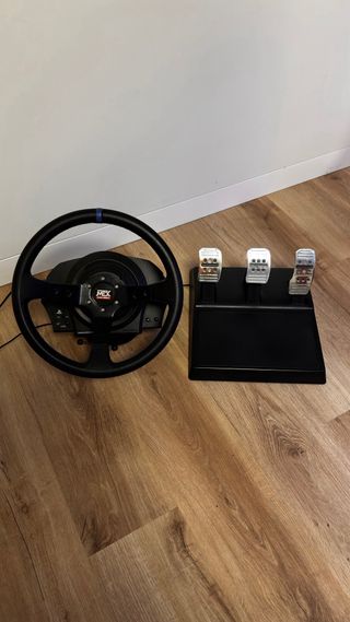 Volante Thrustmaster T300 in vendita