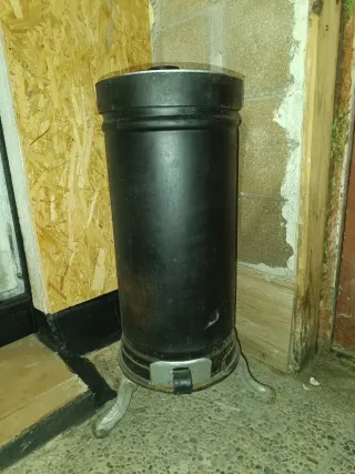 Estufa antigua de leña