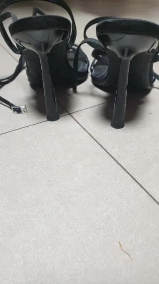 Sandalias tacón Zara T 38