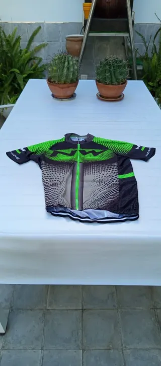 Maillot Ciclista NW Verde y Negro