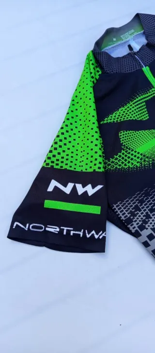 Maillot Ciclista NW Verde y Negro