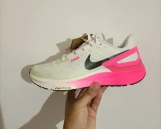 T40,5 Nike Structure 25 CM