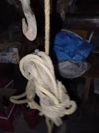 Polea triple antigua de metal/hierro