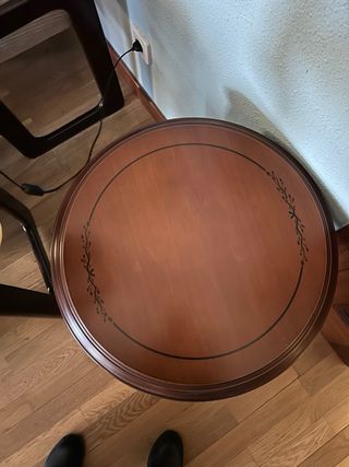 Mesilla auxiliar redonda de madera